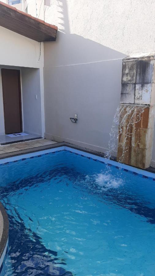 Casa em Natal Cond. Fechado com Piscina-03 Suítes Exterior foto